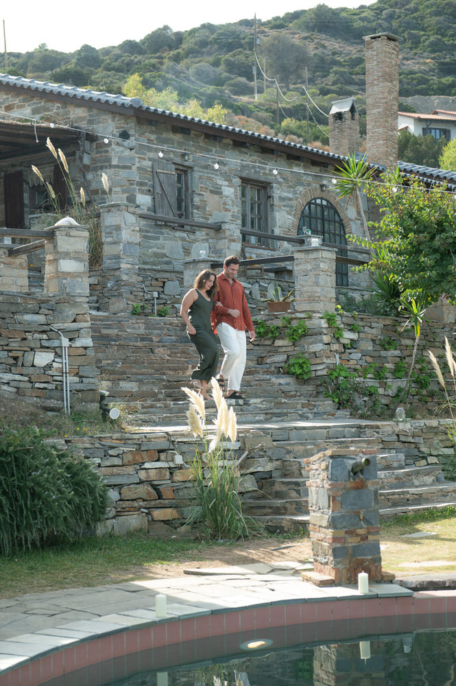 Lois and Nathan during their wedding ceremony at Villa Delenia