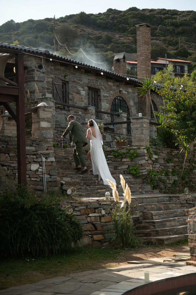 Lois and Nathan during their wedding ceremony at Villa Delenia